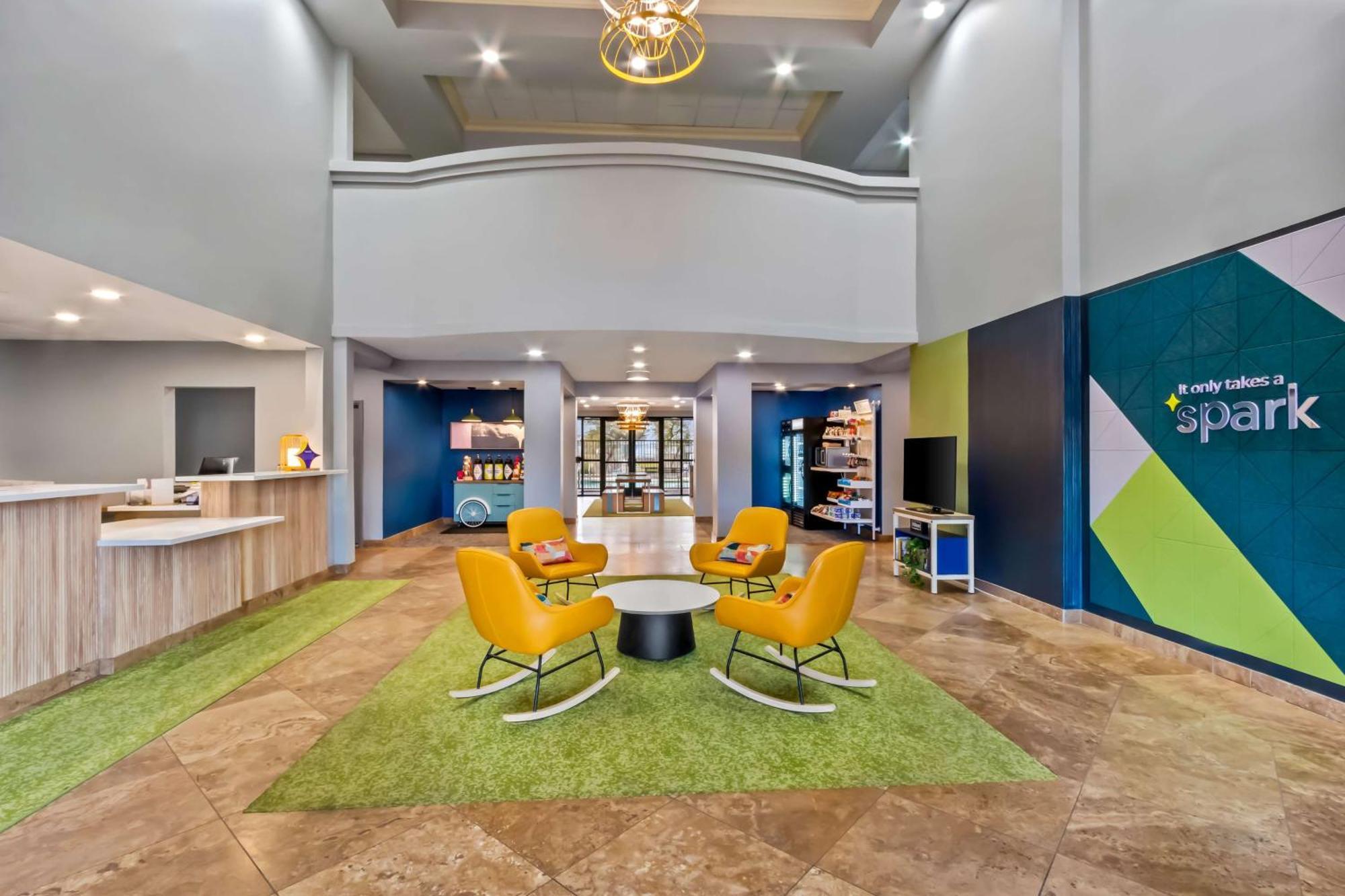 Spark By Hilton Phoenix East Меса Экстерьер фото